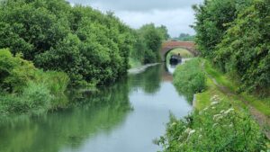Pewsey Vale, Kennet & Avon Canal & the White Horse Trail